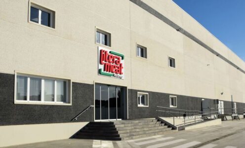 Futuro Vegetal sabotea el mayor macromatadero de Europa