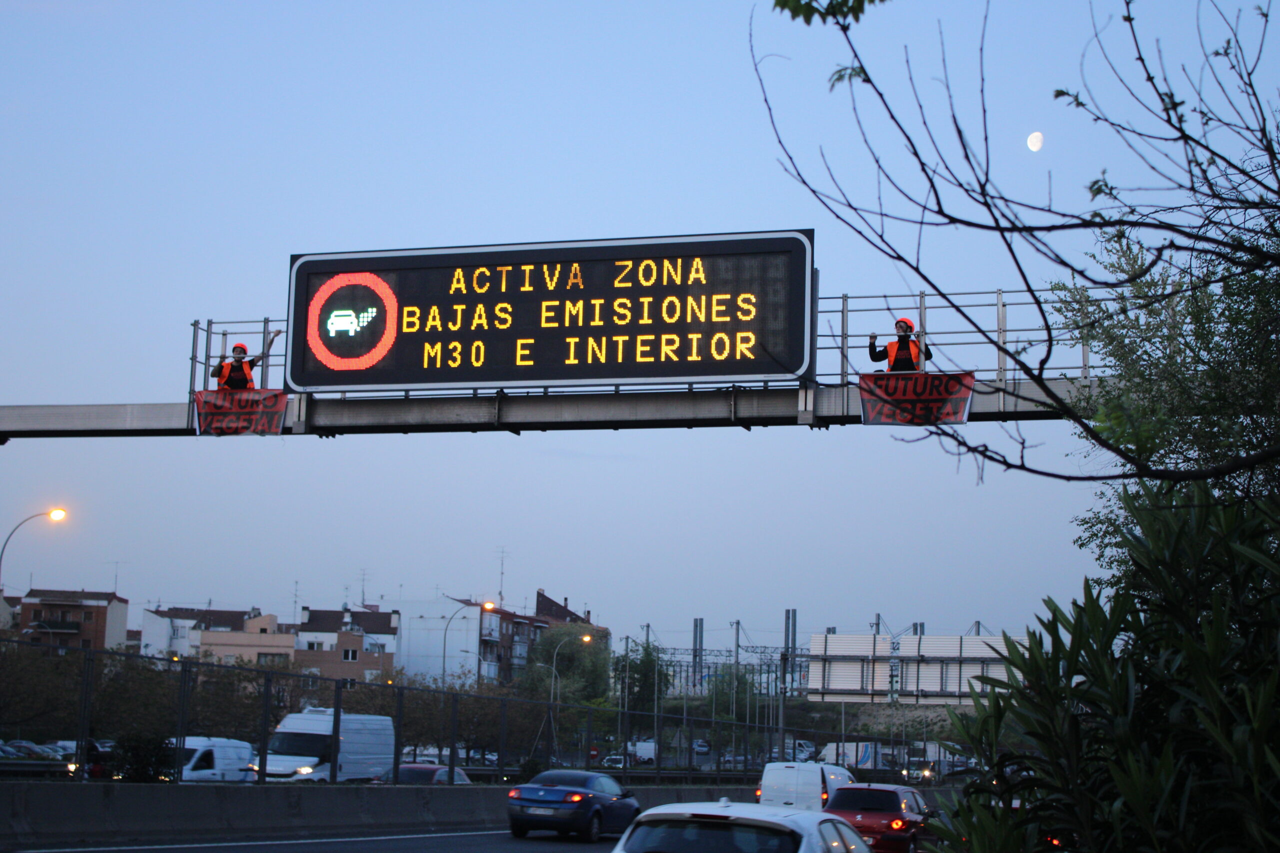 Futuro Vegetal colapsa la M30 en plena operación retorno de Semana Santa.