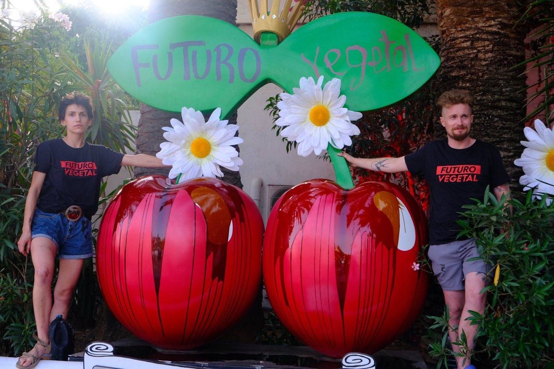 Futuro Vegetal ataca Pacha Ibiza